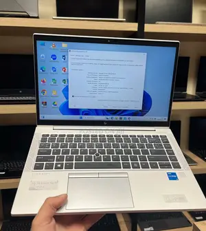 Laptop HP EliteBook 830 G8 8GB Intel Core i5 SSD 256GB