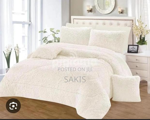 Fluffy Duvets! 1 + 1 + 4. Size 6ft X 7ft. Free Delivery