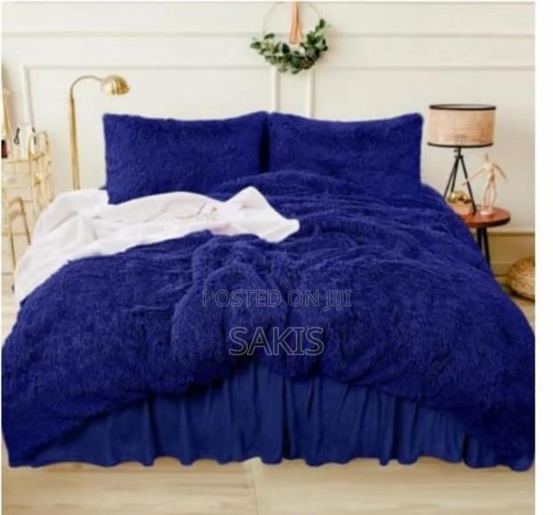 Size 6ft X 7ft Fluffy Duvet Sets (1 + 1 + 4). Free Delivery