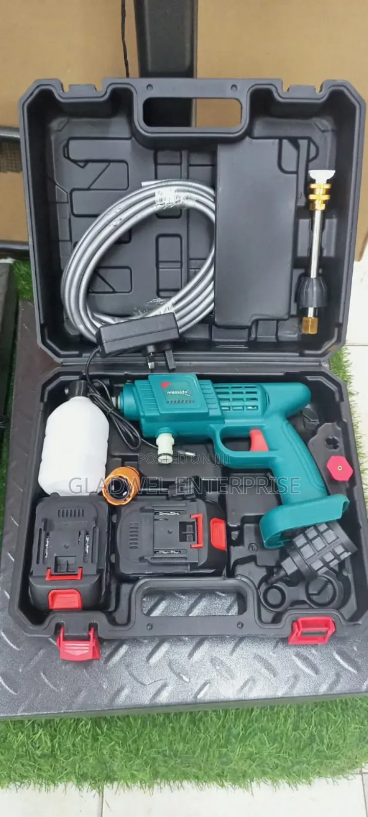 Cordless Portable Pressure Washer
