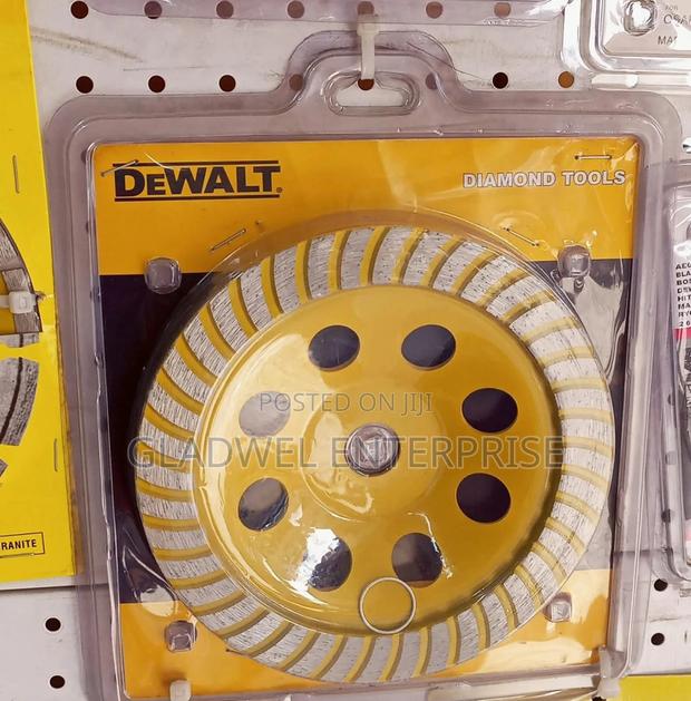 Terrazzo Disk Dewalt - main view