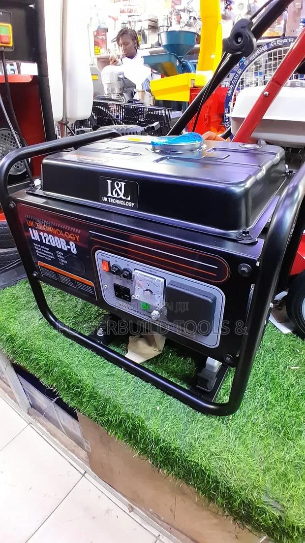 L L UK Technology 1KVA Petrol Powered Generator