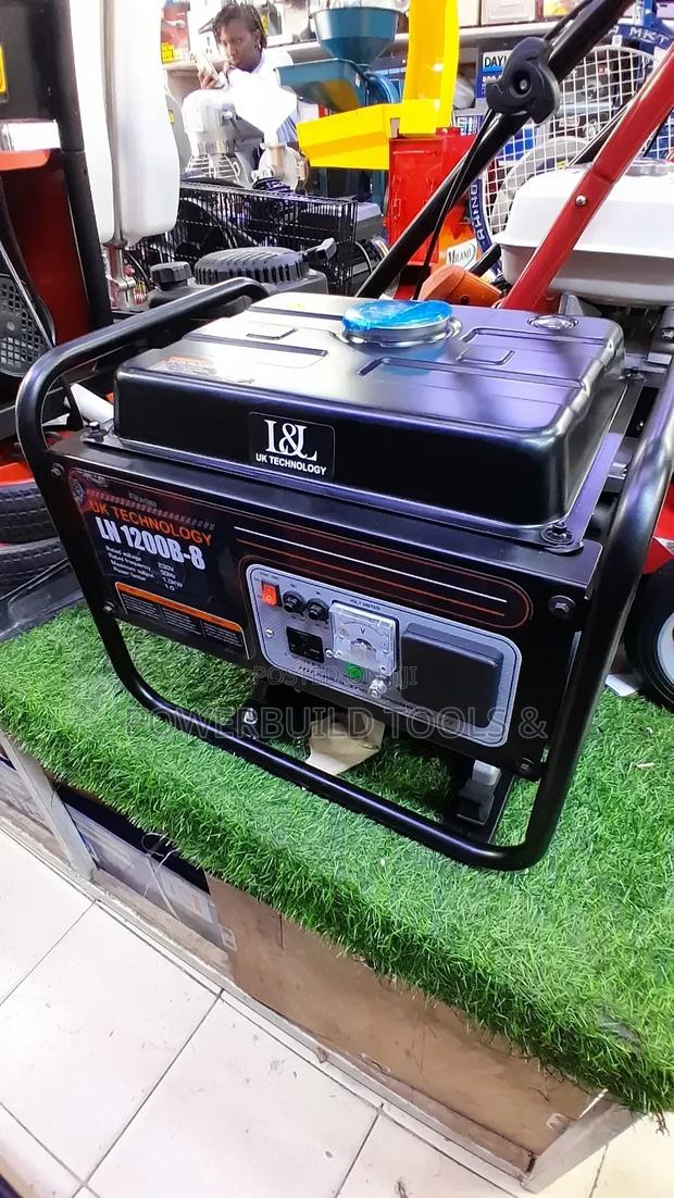 L L UK Technology 1KVA Petrol Powered Generator - thumbnail 2