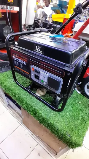 L L UK Technology 1KVA Petrol Powered Generator