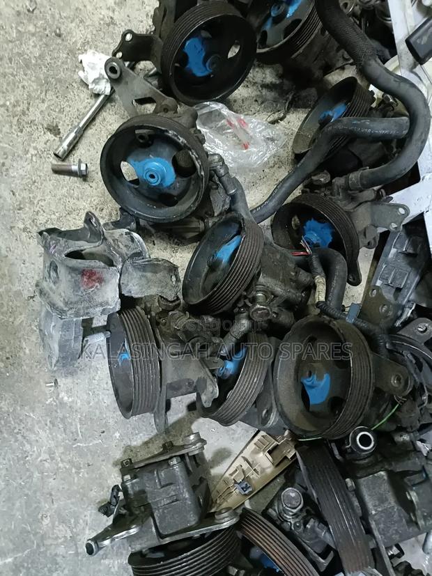 Power Steering Nissan Sunny - main view