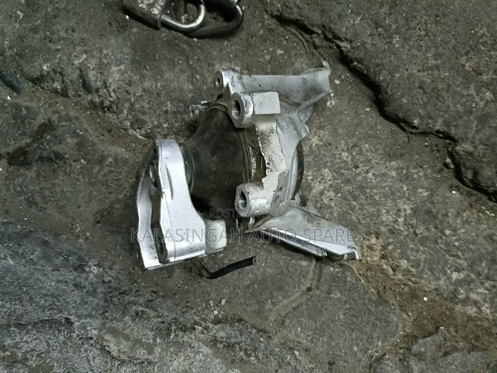Gearbox Mounting for Step Wagon