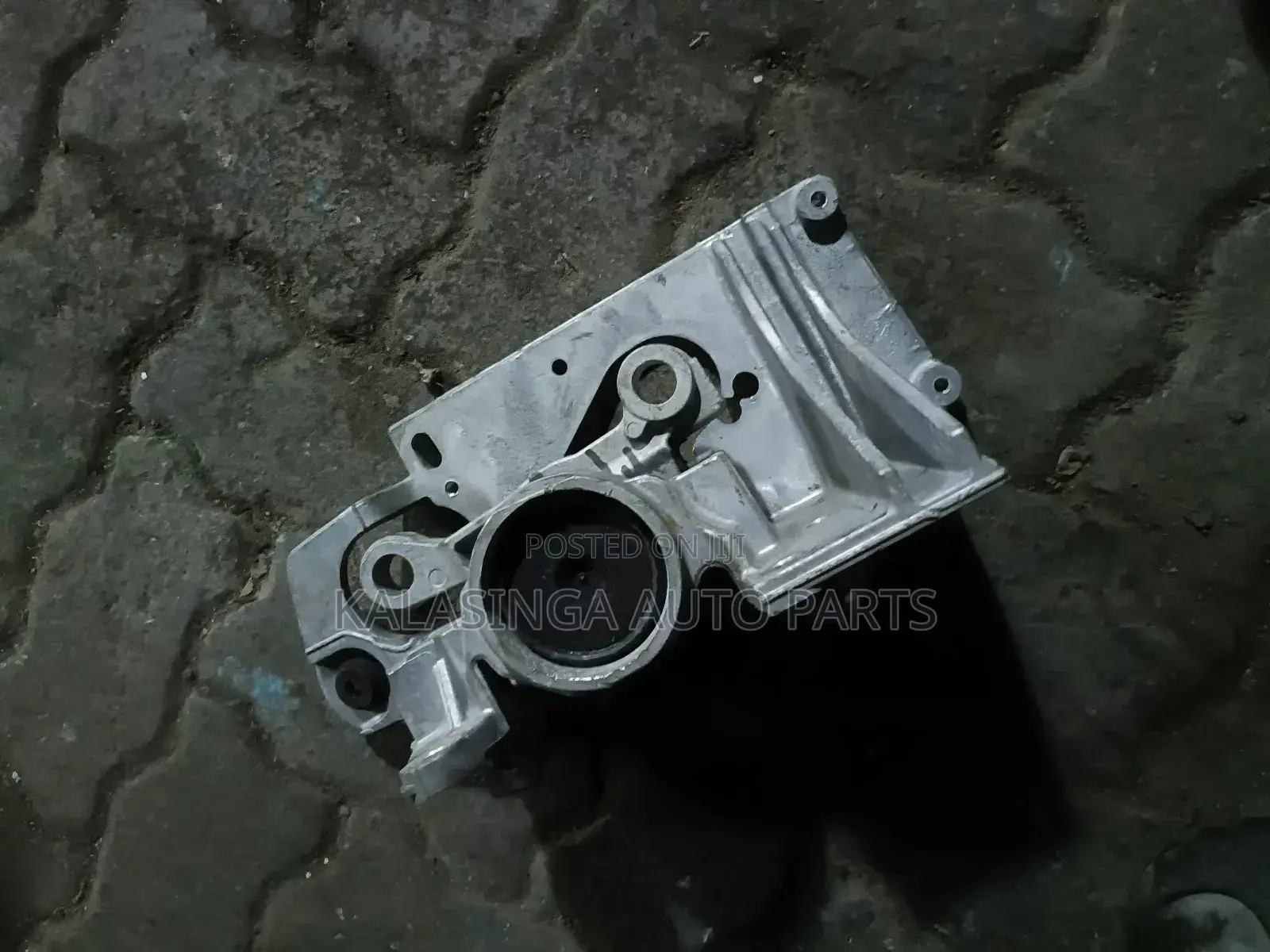 Nissan X-Trail T32 Gearbox Mounting
