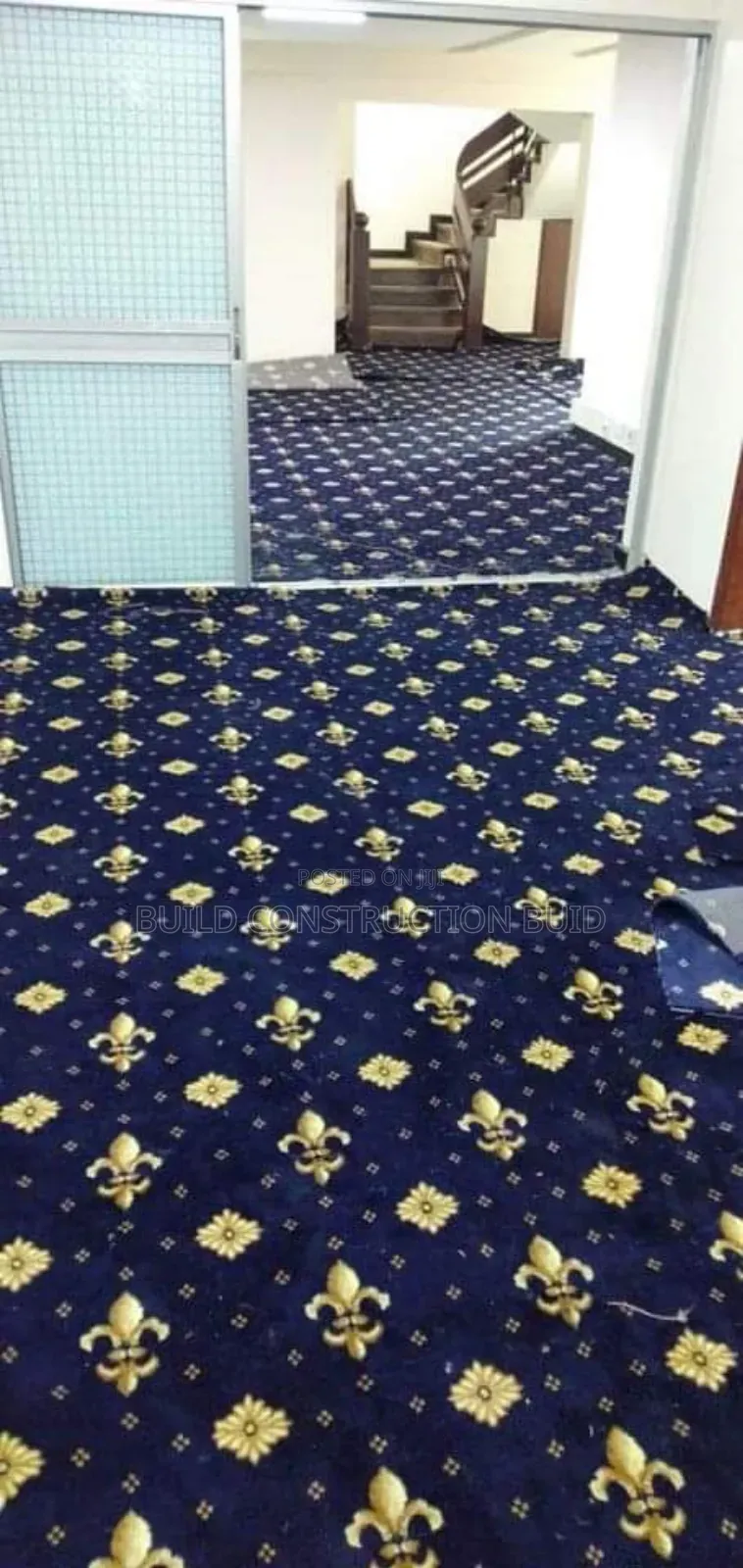 Wall to Wall Executive Blue/Red Carpets