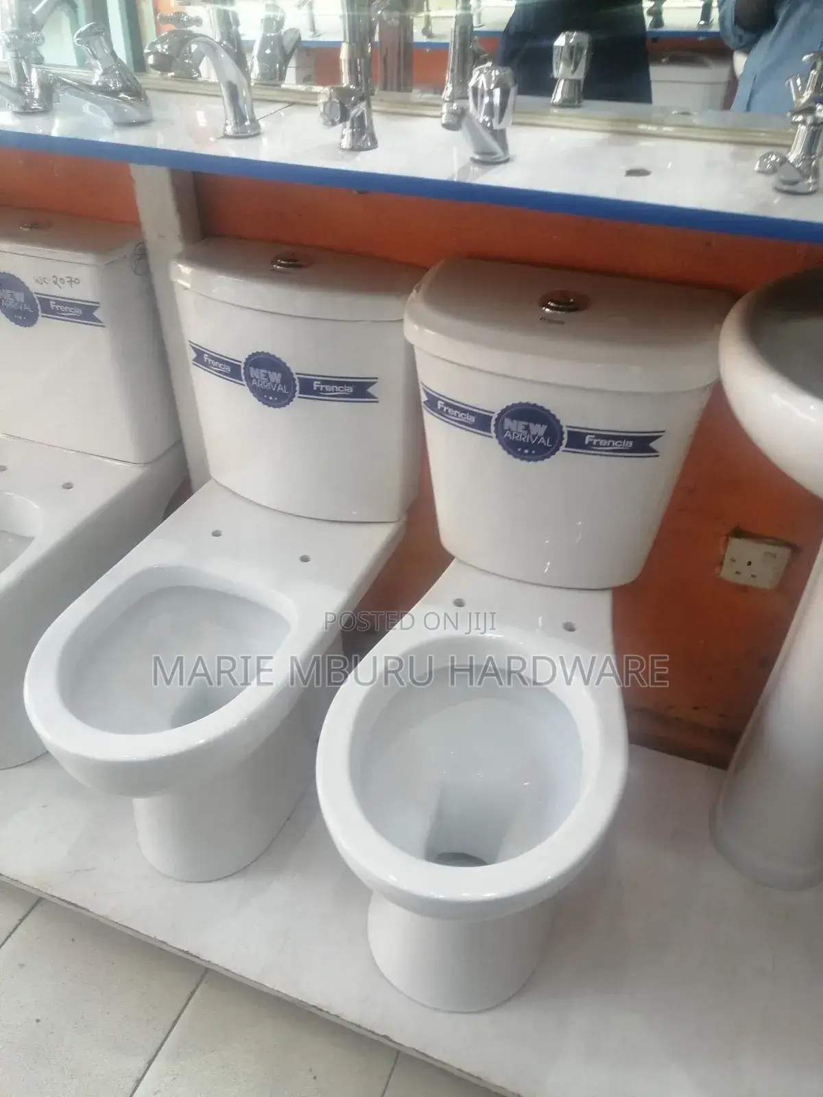Frencia Toilet Seat