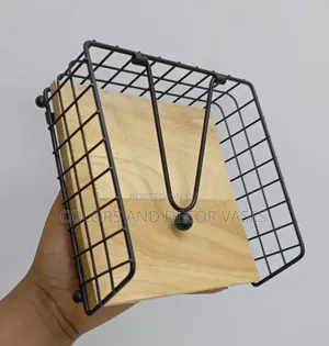 Serviettes Holder