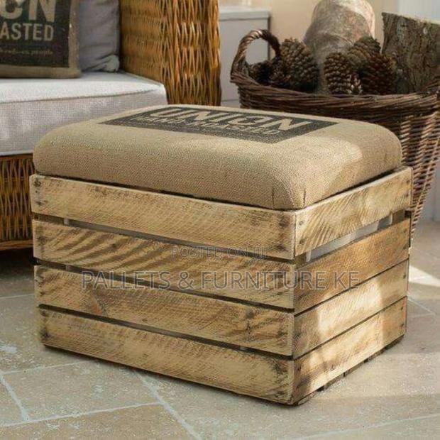 Wooden Storage Seat