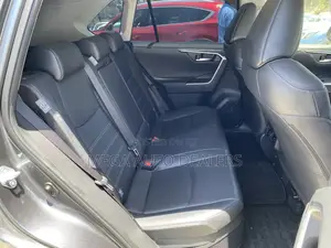Toyota RAV4 2019 Gray