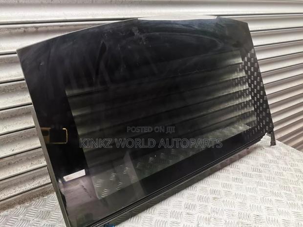 Land Rover Freelander 2 Panoramic Sun Roof Rear Glass 2011-1 - main view