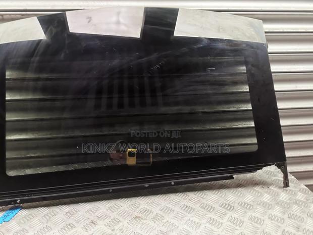 Land Rover Freelander 2 Panoramic Sun Roof Rear Glass 2011-1 - thumbnail 2
