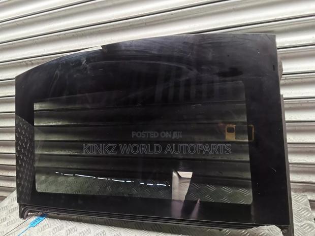 Land Rover Freelander 2 Panoramic Sun Roof Rear Glass 2011-1 - thumbnail 4