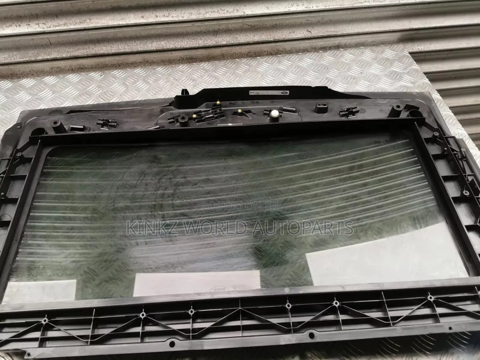 Land Rover Freelander 2 Panoramic Sun Roof Rear Glass 2011-1