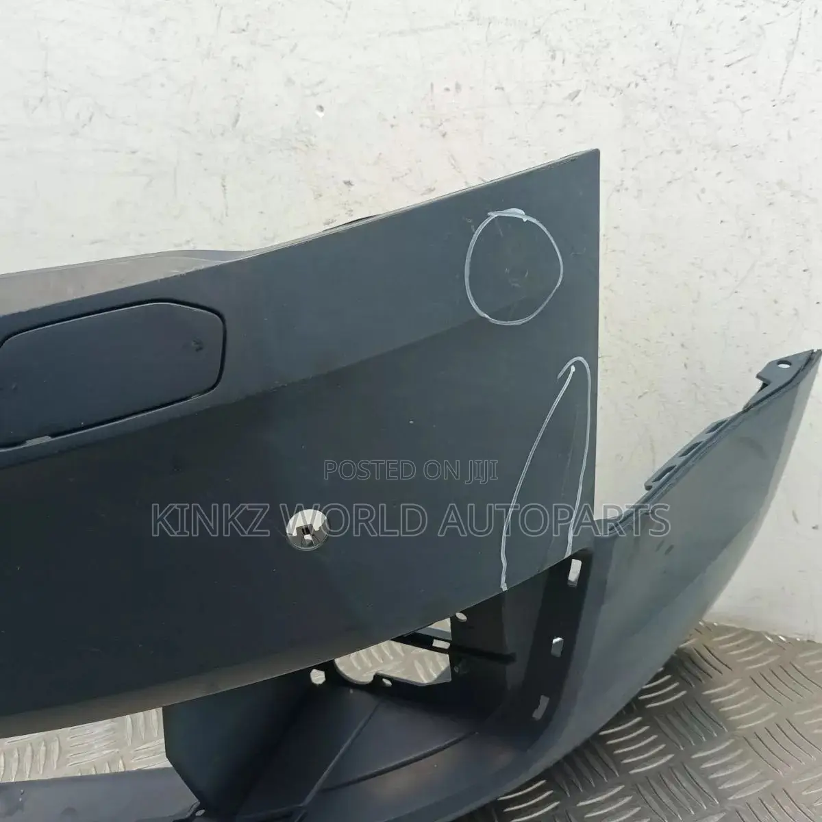 Original Audi A8 Front Bumper Facelifth0807437f