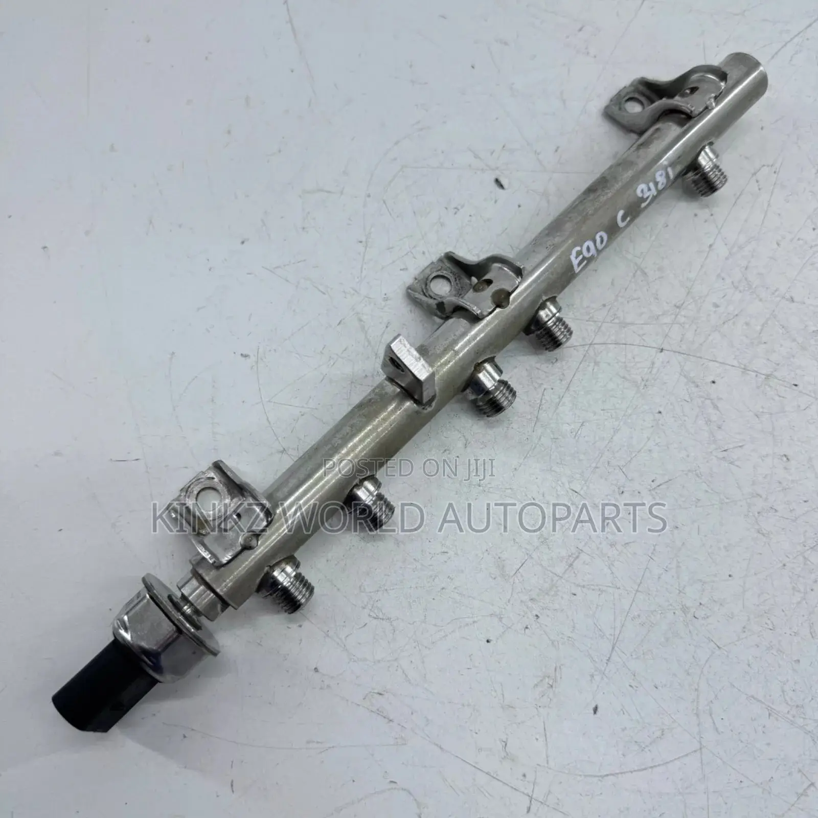 BMW X5 X3 3 Series High Pressure Fuel Rail Injector 7795514