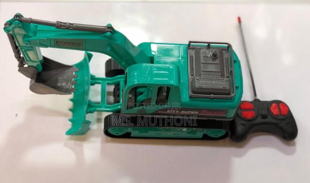 Remote Controlled Excavator Toy Car - thumbnail 3