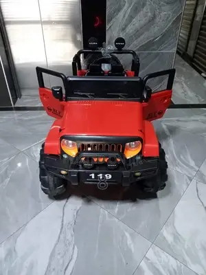 Electric Sports Car – Remote Control, Realistic Sounds Lig