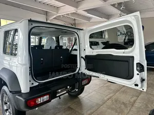 Suzuki Jimny 2019 White