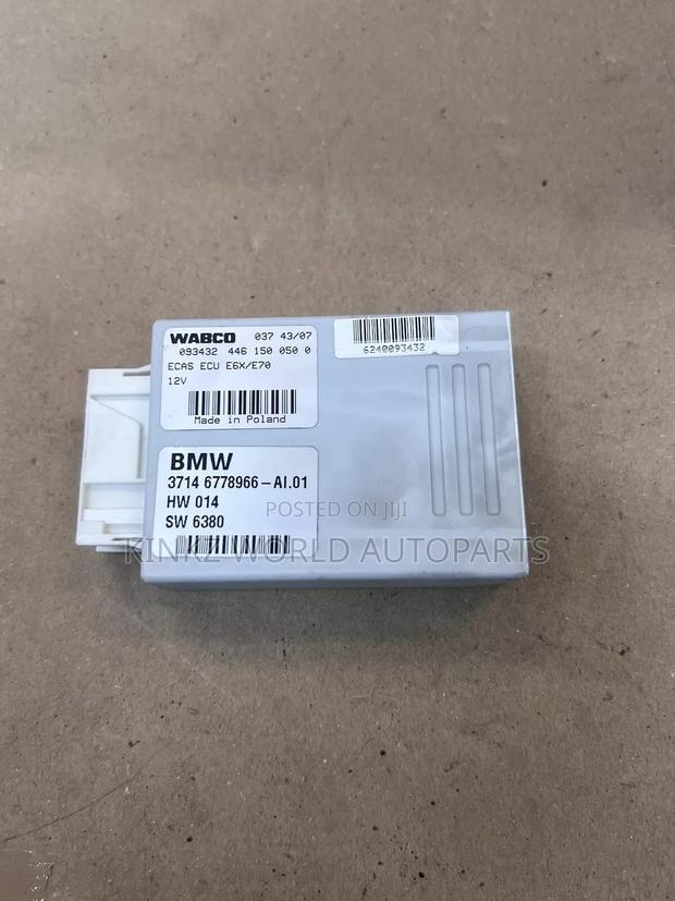 BMW X5 E70,E71 Air Suspension Control Unit Module 6793163 - thumbnail 2
