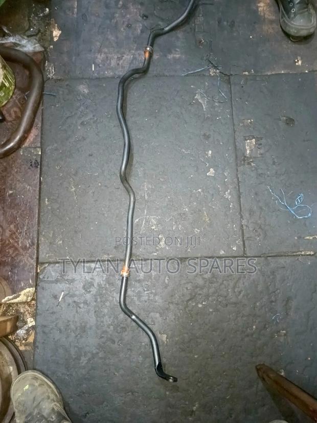 Stabilizer Bar Toyota Harrier 240 - main view