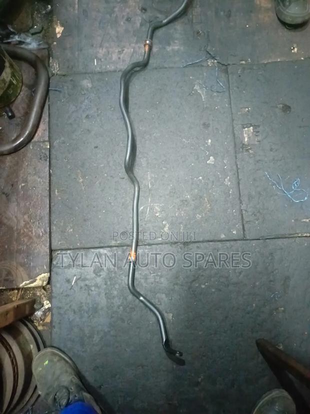 Stabilizer Bar Toyota Harrier 240 - thumbnail 2