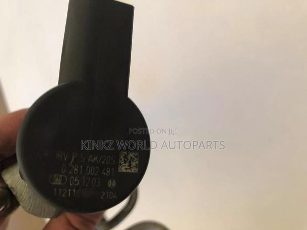 BMW Bosch E70 E71 M57N DIESEL Fuel Injection Rail  - thumbnail 7