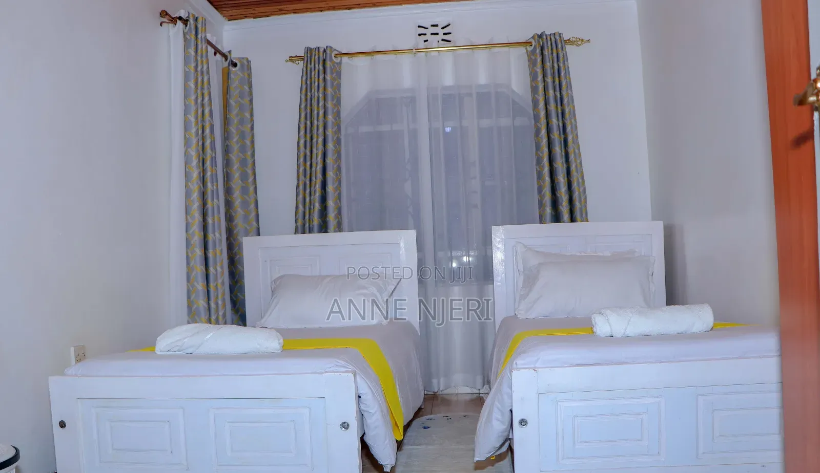 Cozy 3 Bedroom Available in Meru at Per Day