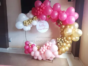Simply Birthday Balloon Backdrop