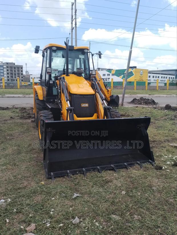 Backhoe Loader for Hire - thumbnail 7