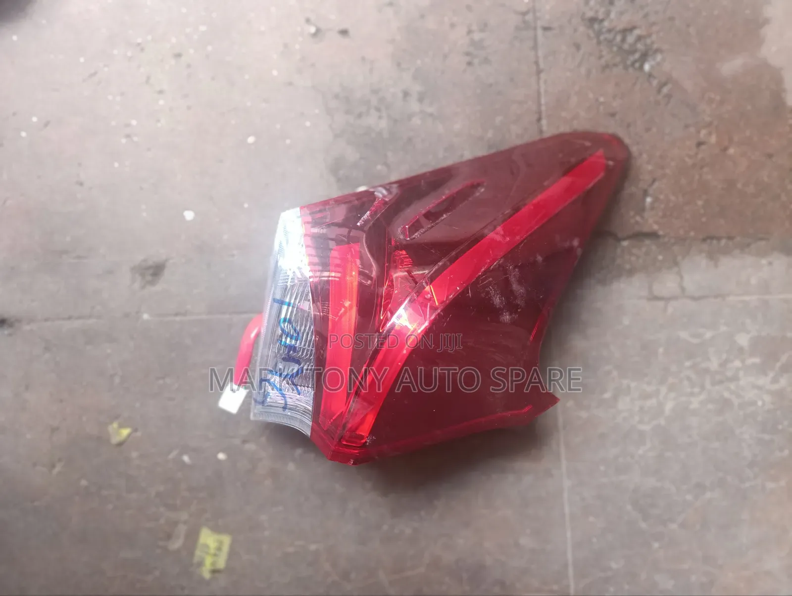 Auris 2013 Backlight