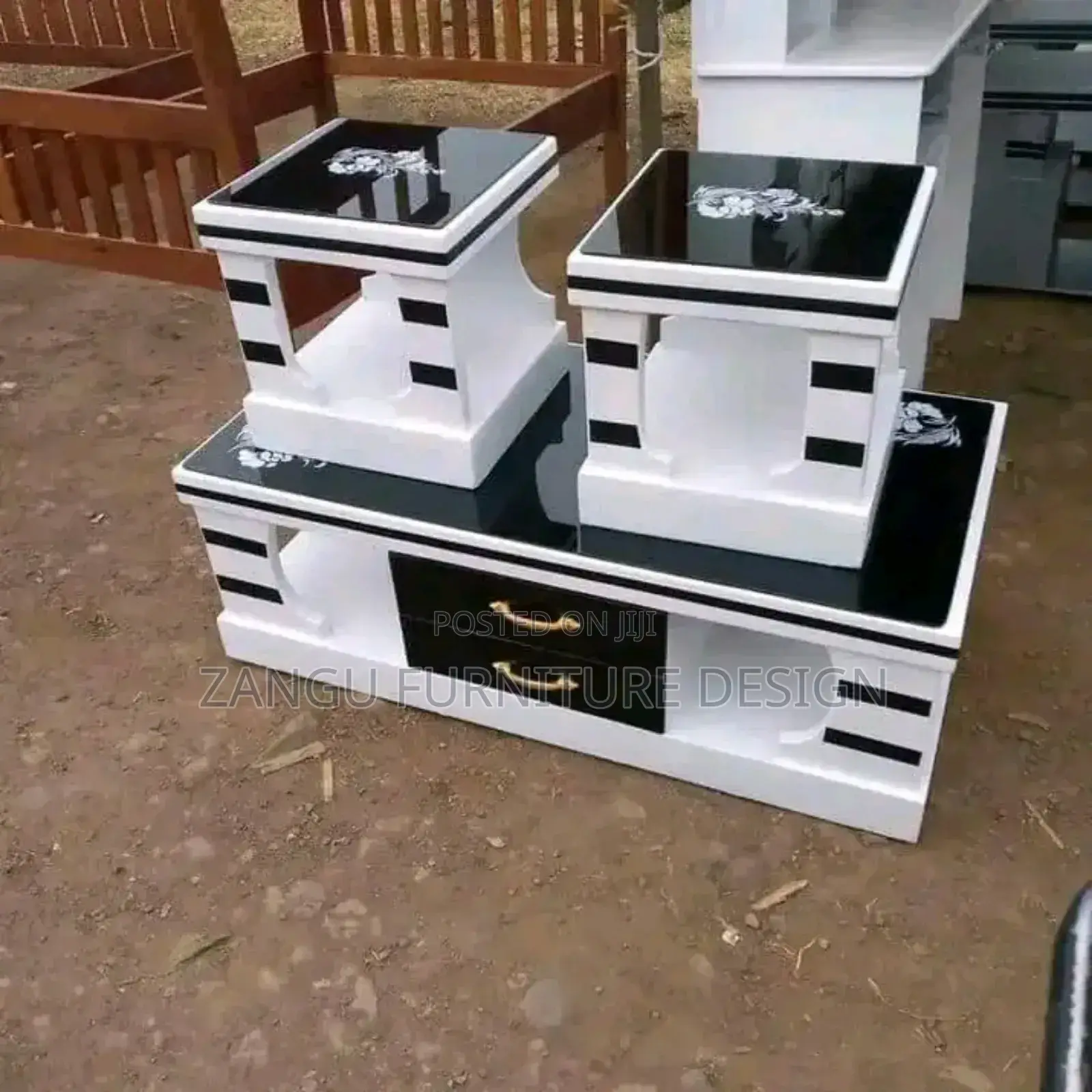 Modern Coffee Tables and 2 Stools Marble Top
