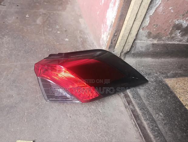 Toyota Rav 4 Backlight 2015