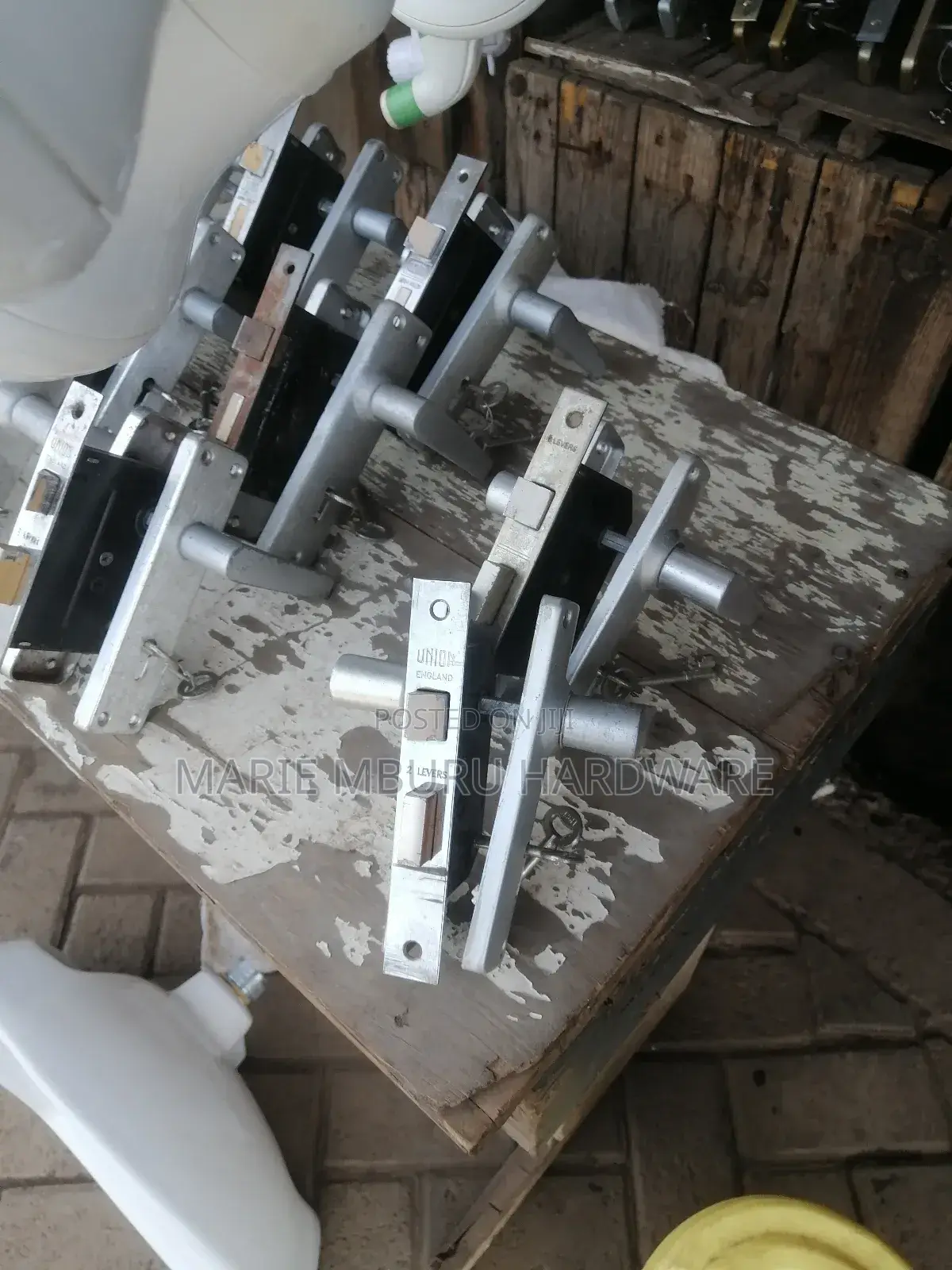 X UK Door Locks