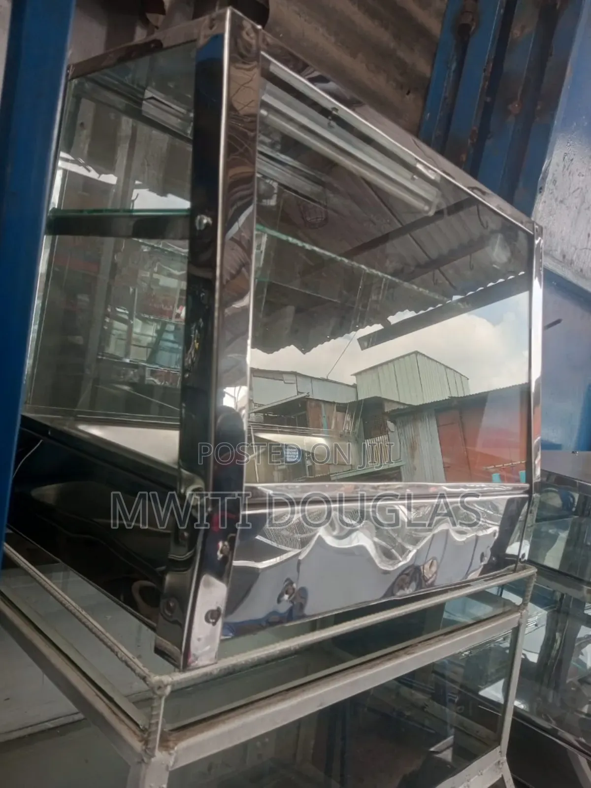 Transparent Food Warmer Display