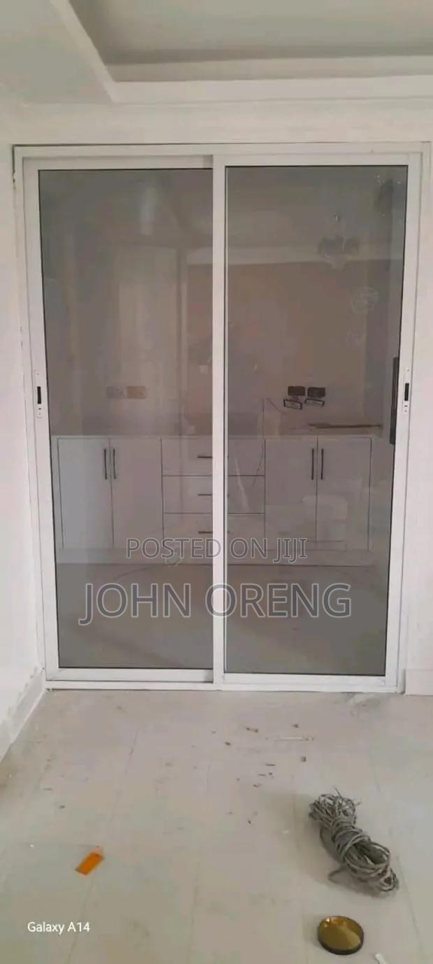 Aluminium Sliding Doors - thumbnail 3