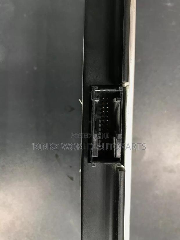 BMW X5 E70 Footwell Light Module Control Unit Ecu FRM Ii NSW - thumbnail 4