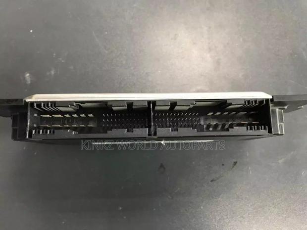 BMW X5 E70 Footwell Light Module Control Unit Ecu FRM Ii NSW - thumbnail 3