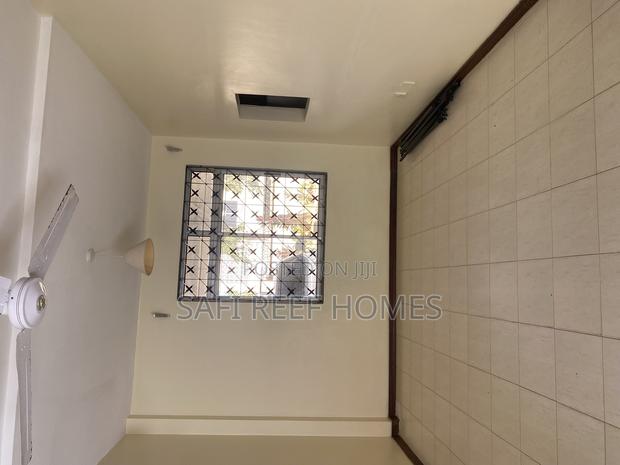 2bdrm Apartment in Nyali for rent - thumbnail 4