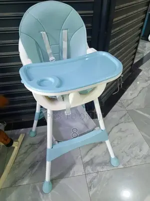 Multifunctional Baby Feeding Chair – Lightweight, Adjustable