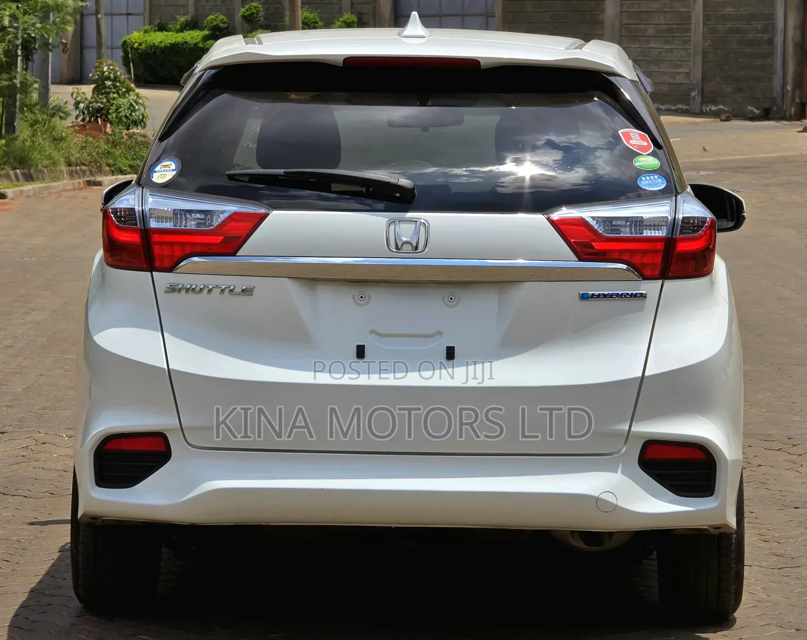 Honda Shuttle 1.5 Hybrid 2WD 2019 Pearl