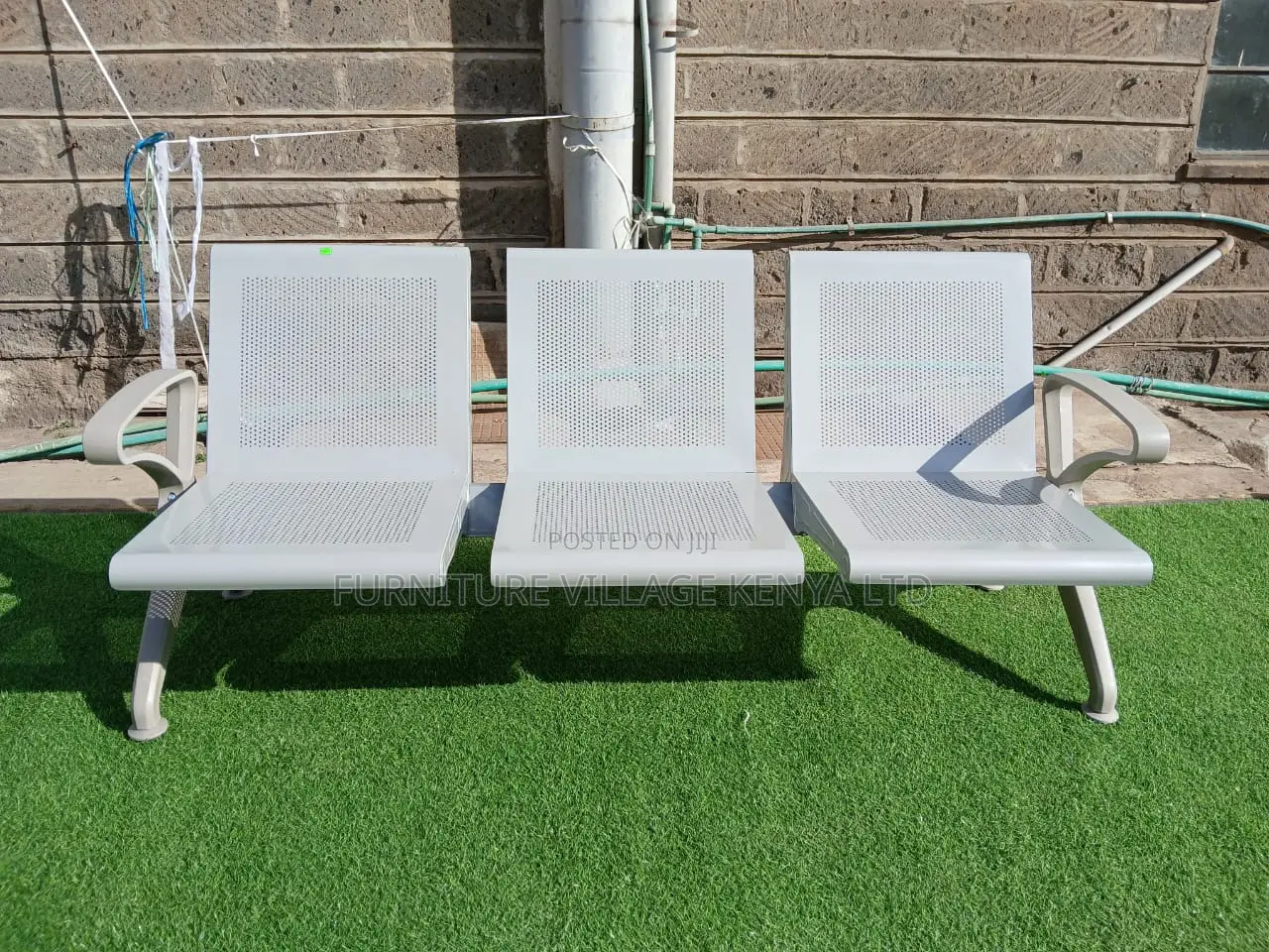 3-Link Metallic Non-Padded Office Reception Bench