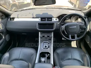 Land Rover Range Rover Evoque HSE 4x4 5-Door 2017 Gray