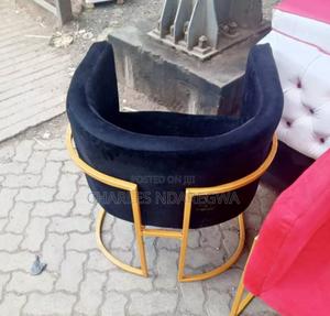 Mediam Size Barber Seat - thumbnail 2