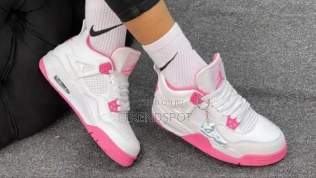 Jordan 4  White Pink
Quality 
Sizes (37-41) - thumbnail 2