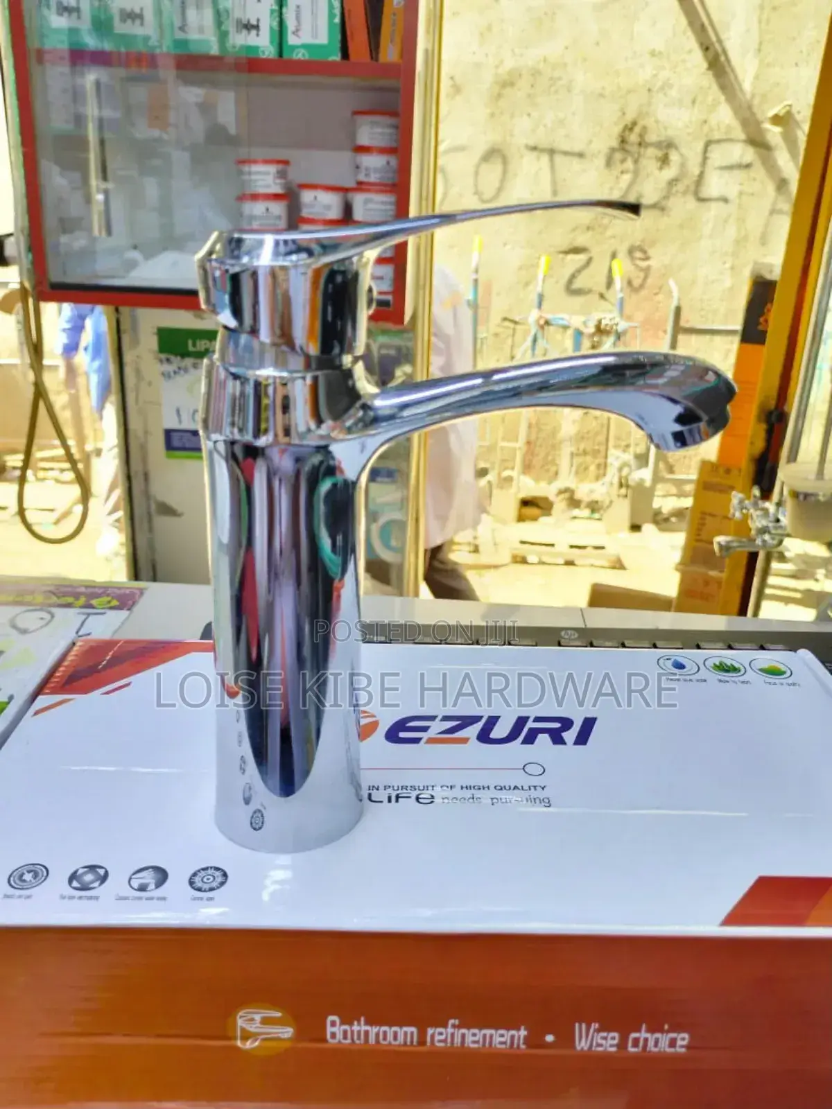 Mix-Tap Handwash Basin