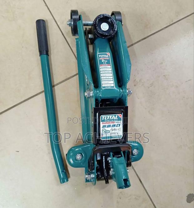Quality 2ton Hydraulic Floor Jack - main view