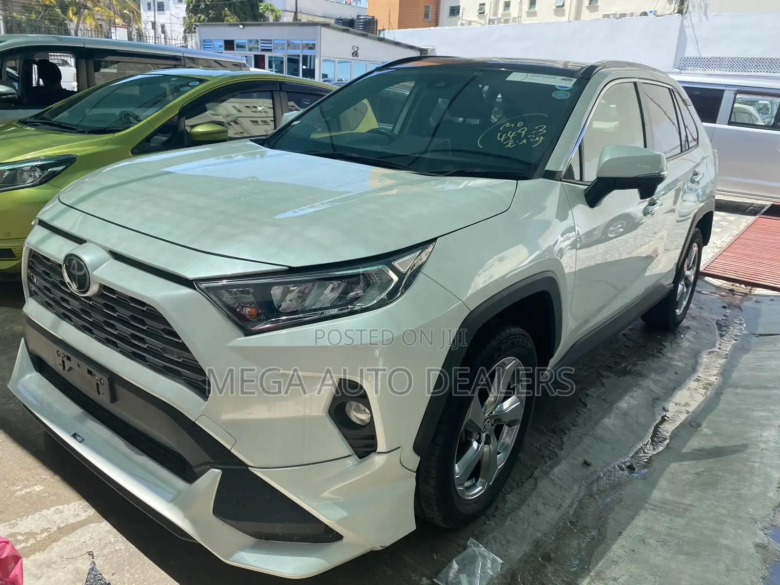 Toyota RAV4 2019 Pearl